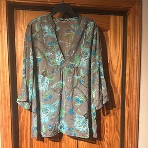 Old Navy Brown V-Neck Blouse with 3/4 Sleeves